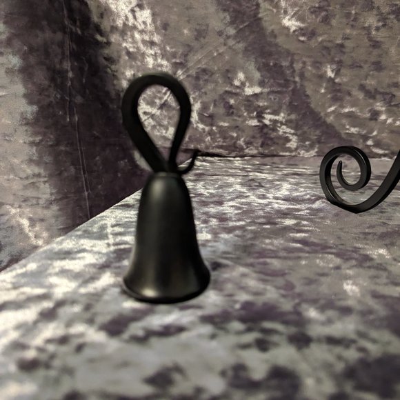 Discontinued Partylite Barrington Black Iron Candle Holder with Snuffer EUC - Picture 8 of 8